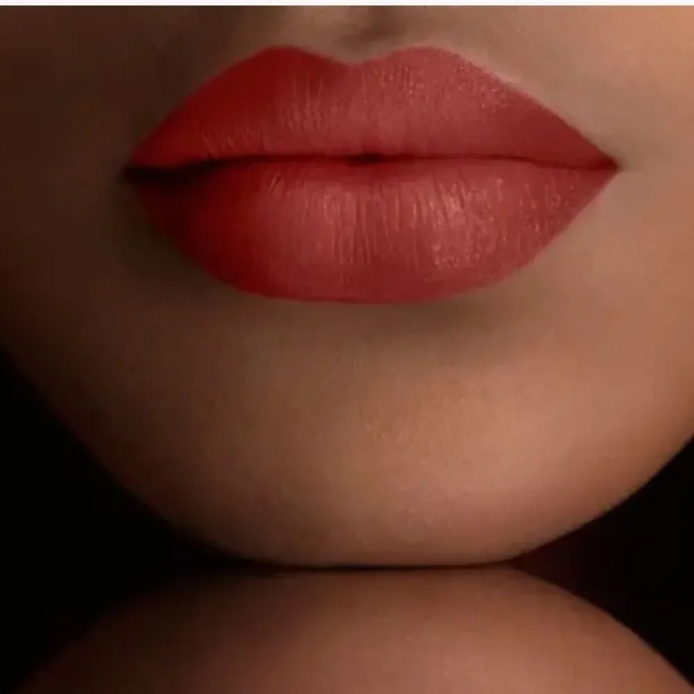 burberry kisses